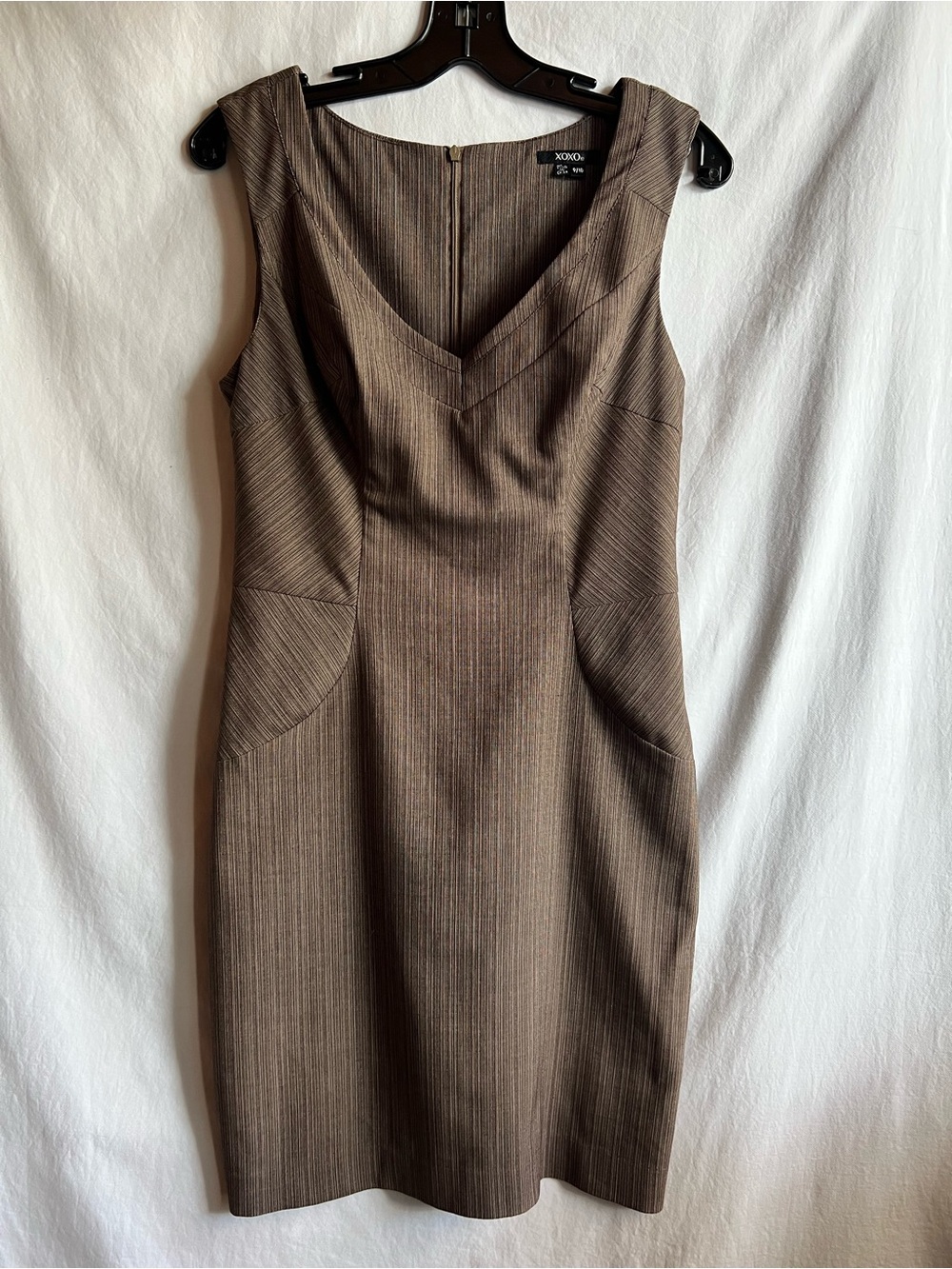 XOXO Brown Pinstripe Sheath Dress Womens 9/10 Sleeveless Career